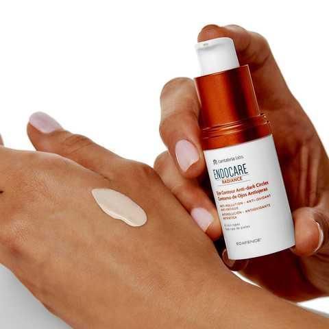 Антиоксидант крем-контур навколо очей проти темних кіл і набряків Endocare Radiance Eye Contour Anti-Dark Circles CANTABRIA, 15 мл 2871793502 фото